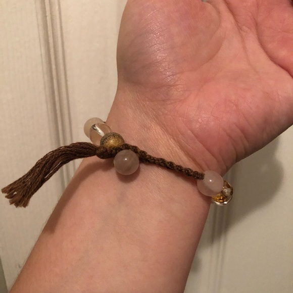 Unique quartz and mixed material beaded bracelet - Picture 3 of 4